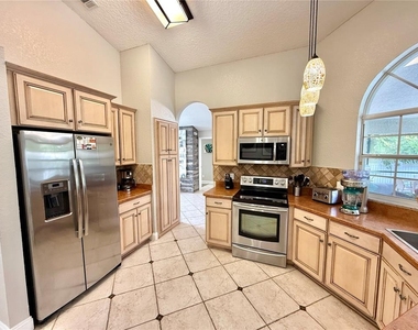 102 Titan Drive - Photo Thumbnail 26