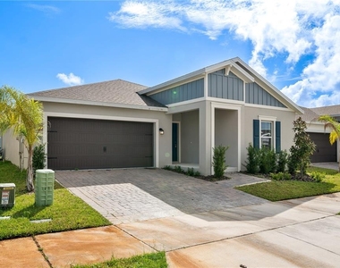 4753 Golden Knight Boulevard - Photo Thumbnail 2