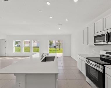 4753 Golden Knight Boulevard - Photo Thumbnail 10