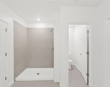 4753 Golden Knight Boulevard - Photo Thumbnail 17