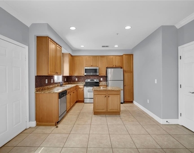 2634 Bella Vista Drive - Photo Thumbnail 14