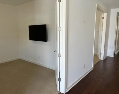 6325 Flat Lemon Drive - Photo Thumbnail 3