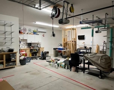 6325 Flat Lemon Drive - Photo Thumbnail 16