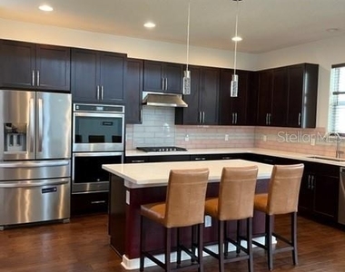 6325 Flat Lemon Drive - Photo Thumbnail 7
