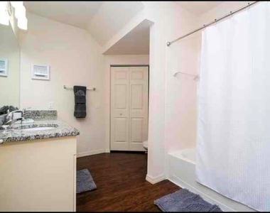 3218 Cupid Place - Photo Thumbnail 14