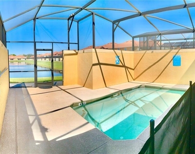 8921 Candy Palm Road - Photo Thumbnail 16