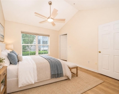6593 Queens Borough Avenue - Photo Thumbnail 12