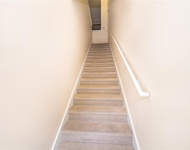 6593 Queens Borough Avenue - Photo Thumbnail 2