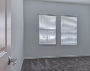 2207 Sweet Honey Lane - Photo Thumbnail 7