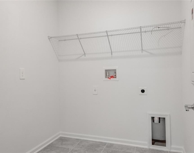 2207 Sweet Honey Lane - Photo Thumbnail 25