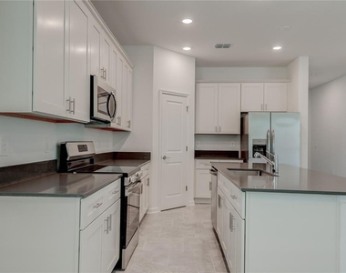 2207 Sweet Honey Lane - Photo Thumbnail 14