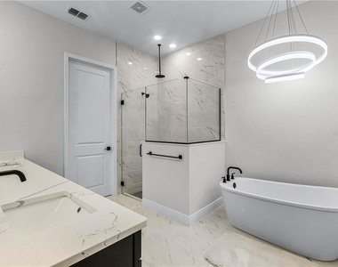 15656 Vetta Drive - Photo Thumbnail 19