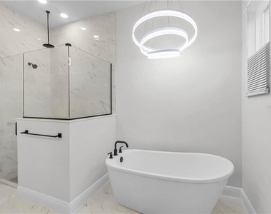 15656 Vetta Drive - Photo Thumbnail 21