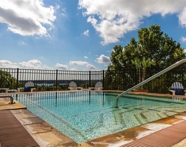 15656 Vetta Drive - Photo Thumbnail 29