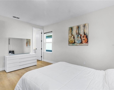 15656 Vetta Drive - Photo Thumbnail 17