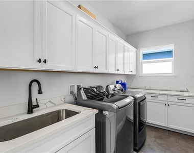 15656 Vetta Drive - Photo Thumbnail 22