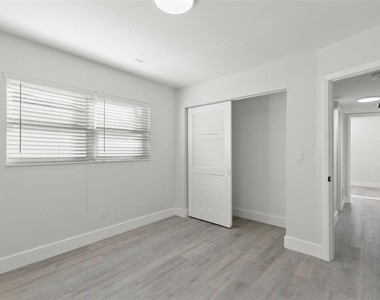 5931 Denver Street Ne - Photo Thumbnail 20