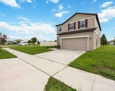 5506 Turkey Creek Way - Photo Thumbnail 2