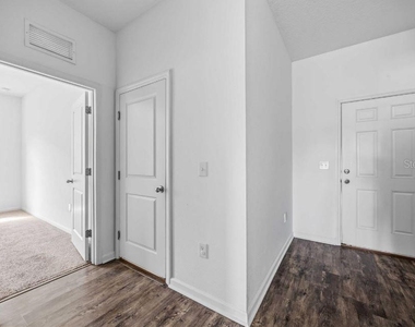 5506 Turkey Creek Way - Photo Thumbnail 19