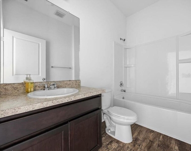 5506 Turkey Creek Way - Photo Thumbnail 18
