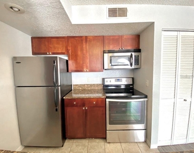 5152 Conroy Road - Photo Thumbnail 4