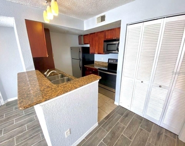 5152 Conroy Road - Photo Thumbnail 7
