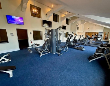 5152 Conroy Road - Photo Thumbnail 14