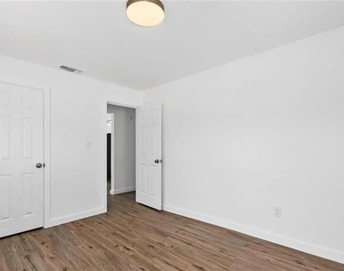 1331 14th Street - Photo Thumbnail 15