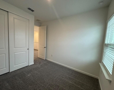 17724 Porter Road - Photo Thumbnail 26