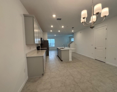 17724 Porter Road - Photo Thumbnail 5