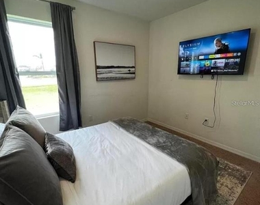 3394 Tawny Grove Place - Photo Thumbnail 14