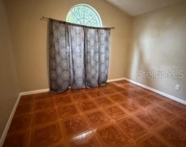 173 Crestwood Pass - Photo Thumbnail 3