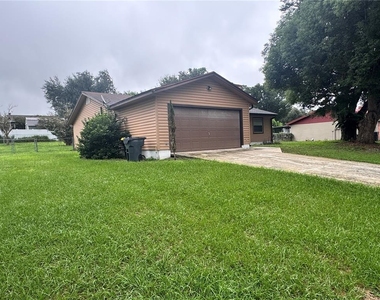 7415 Highland Grove Drive - Photo Thumbnail 18