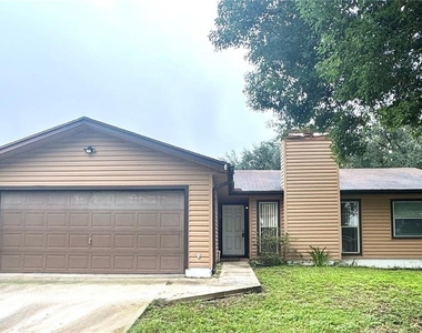 7415 Highland Grove Drive - Photo Thumbnail 17