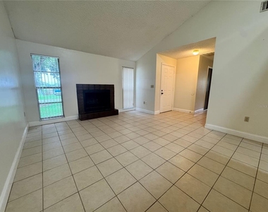 7415 Highland Grove Drive - Photo Thumbnail 3