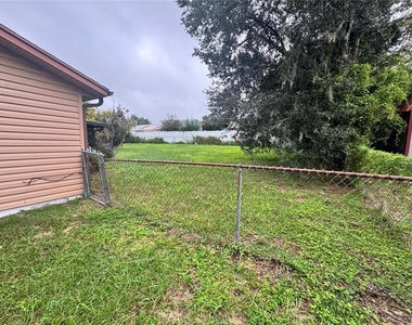 7415 Highland Grove Drive - Photo Thumbnail 2