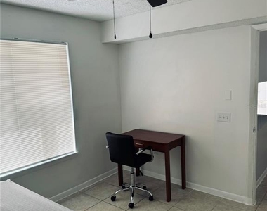3921 Sw 34th Street - Photo Thumbnail 10