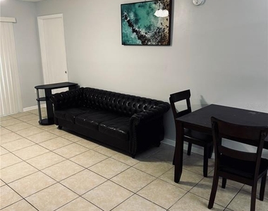 3921 Sw 34th Street - Photo Thumbnail 2