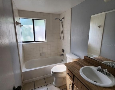702 Sw 70 Terrace - Photo Thumbnail 22