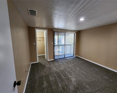 702 Sw 70 Terrace - Photo Thumbnail 17