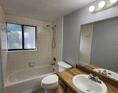 702 Sw 70 Terrace - Photo Thumbnail 23