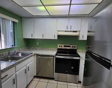 702 Sw 70 Terrace - Photo Thumbnail 6