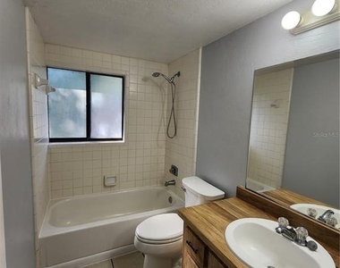 702 Sw 70 Terrace - Photo Thumbnail 24