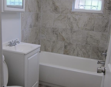2325 Se 12 Street - Photo Thumbnail 12
