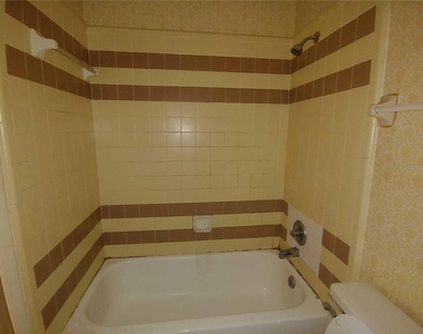 4314 Sw 67 Terrace - Photo Thumbnail 12