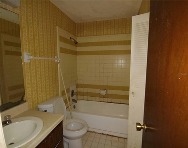 4314 Sw 67 Terrace - Photo Thumbnail 5