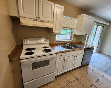 3020 Nw 79 Court - Photo Thumbnail 21