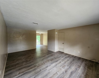 3020 Nw 79 Court - Photo Thumbnail 2