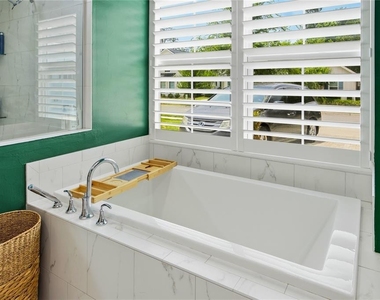 4003 Nw 63rd Way - Photo Thumbnail 33