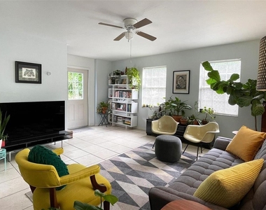 324 Sw 5th Avenue - Photo Thumbnail 1